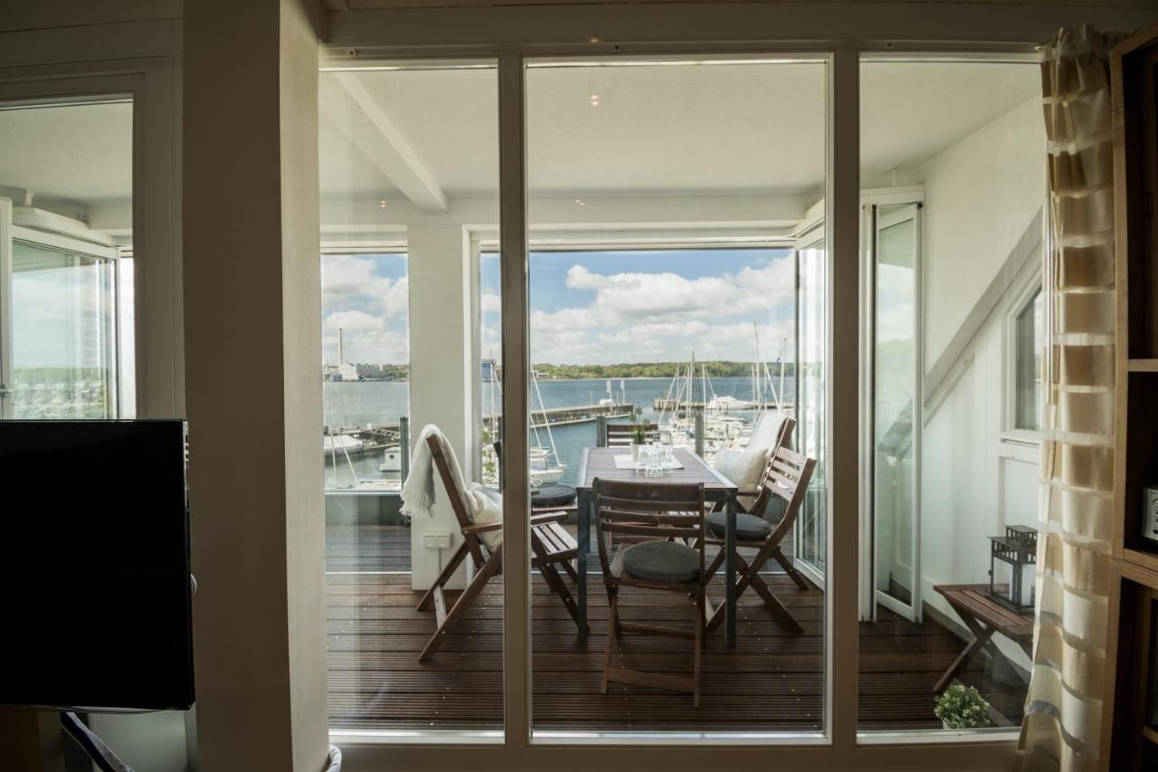 Baltic Lodge: Marina View Maisonette with 3 Bedrooms and Balcony Flensburg Exterior photo
