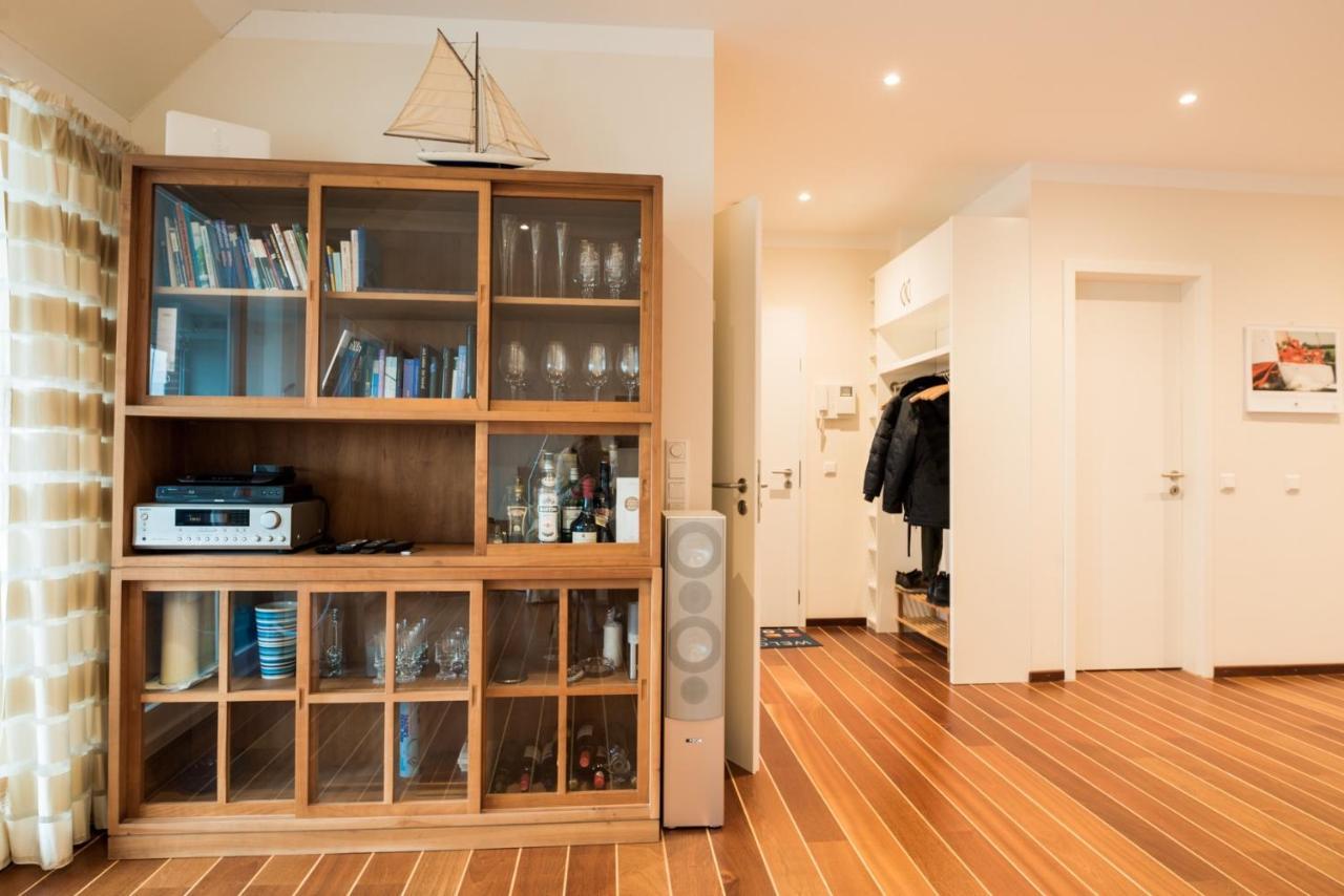 Baltic Lodge: Marina View Maisonette with 3 Bedrooms and Balcony Flensburg Exterior photo
