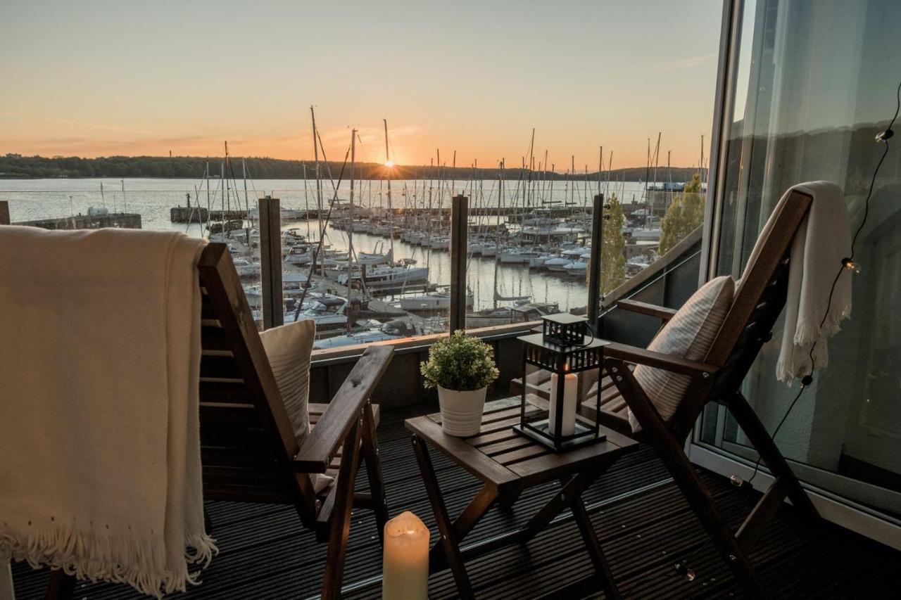 Baltic Lodge: Marina View Maisonette with 3 Bedrooms and Balcony Flensburg Exterior photo